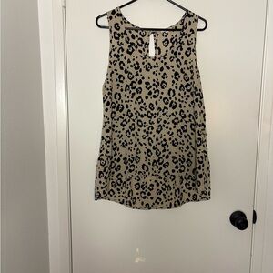 Leopard Print Sleeveless Top
